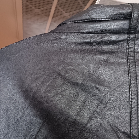 Jacket - Picture 2 of 10